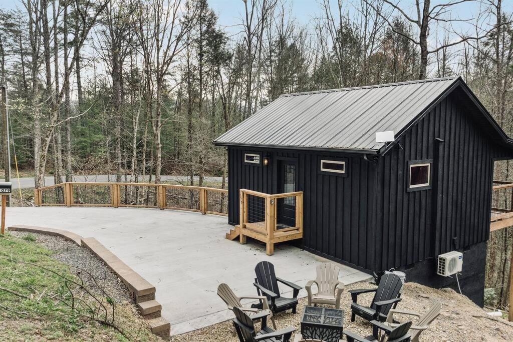 Honeymoon Couples Cabin Secluded, Hot Tub, Views Sevierville Eksteriør billede
